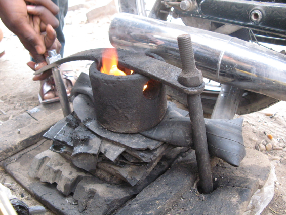 tube repair in niger.JPG